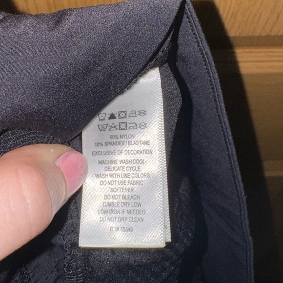 Tommy Bahama Women’s Black Everyday Active Nylon Pull On Pants Size Small - Picture 7 of 7